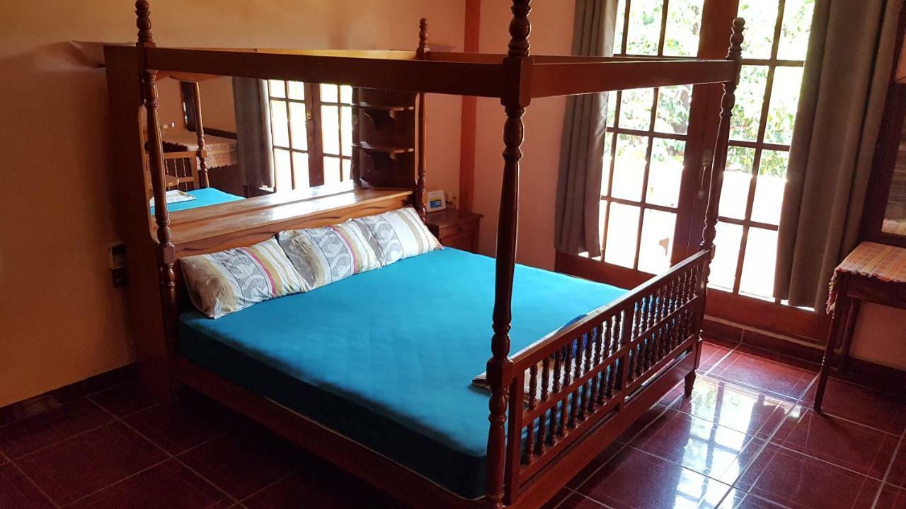 פוארטו אסקונדידו Villa Mango Hostel מראה חיצוני תמונה